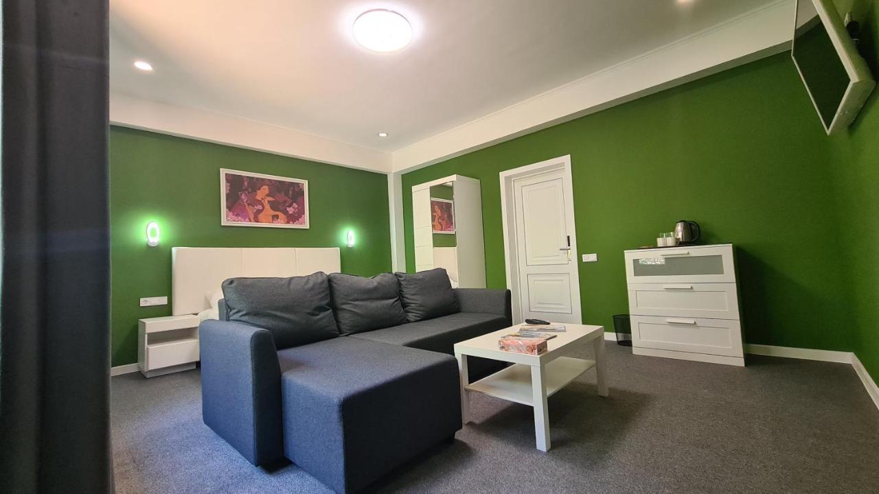 Cryptohotel.Club Алматы Экстерьер фото