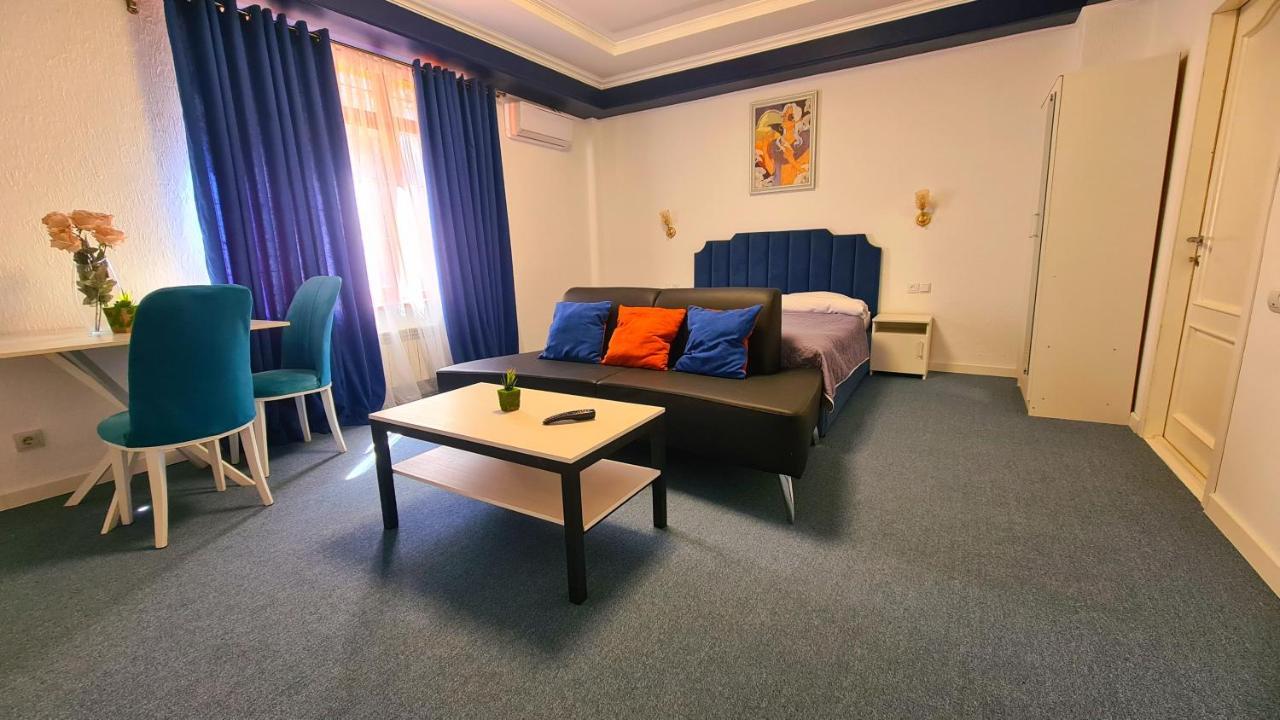 Cryptohotel.Club Алматы Экстерьер фото